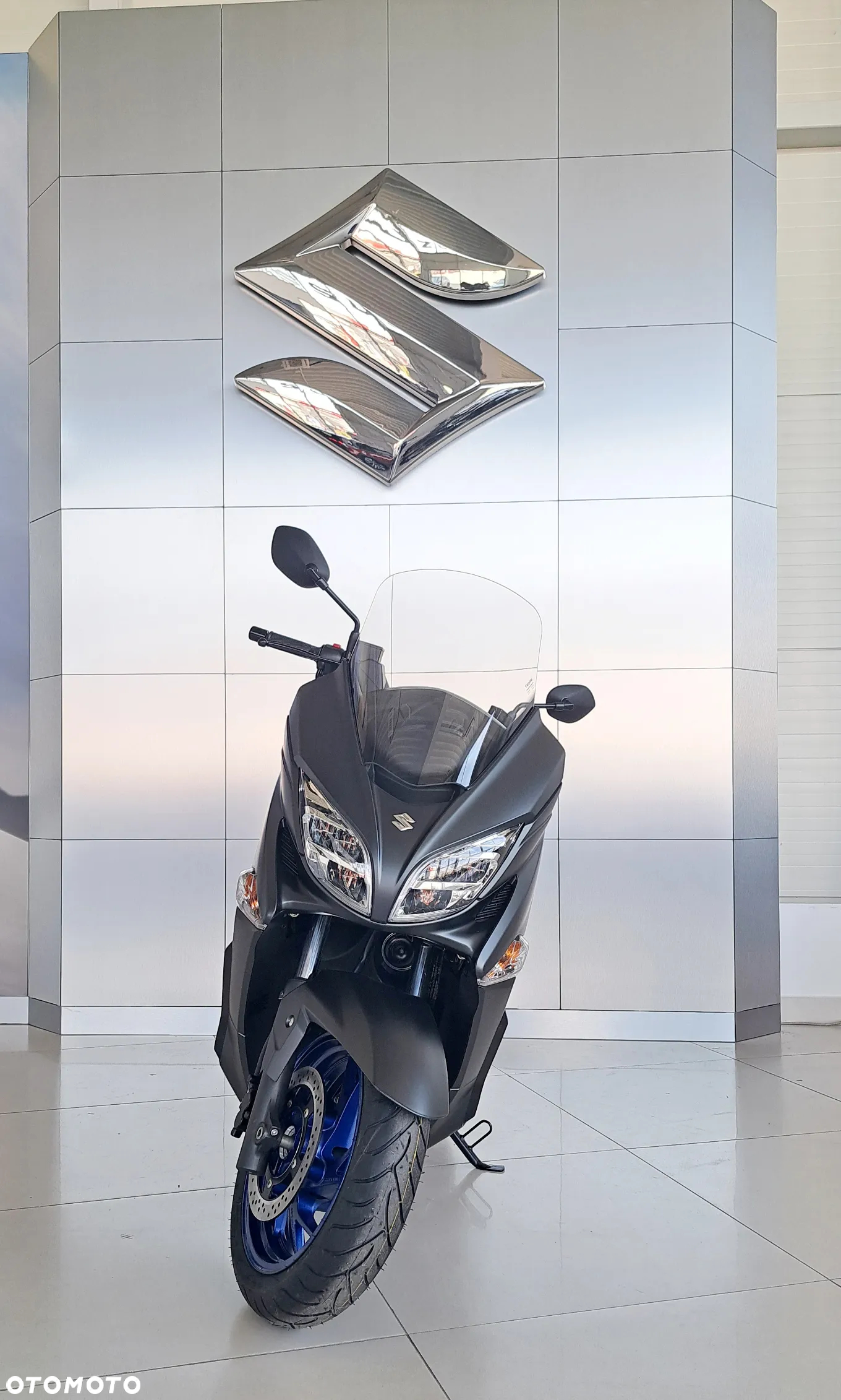 Suzuki Burgman - 4