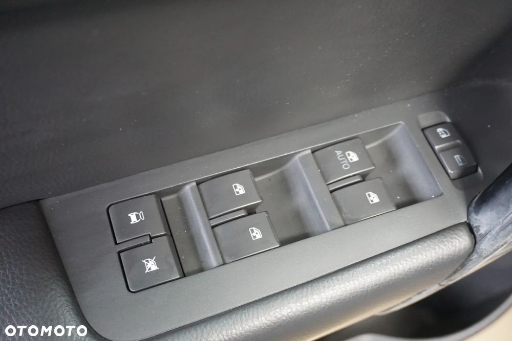 Chevrolet Captiva 2.4 2WD 5 Sitzer LS - 30