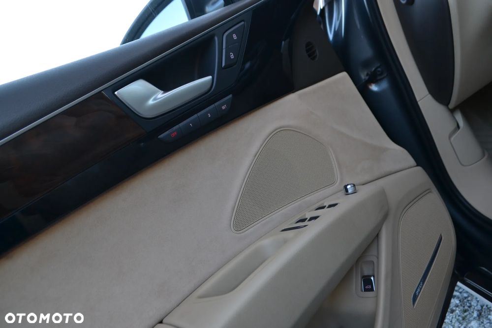 Audi A8 4.2 TDI DPF (clean diesel) quattro tiptronic Lang - 25