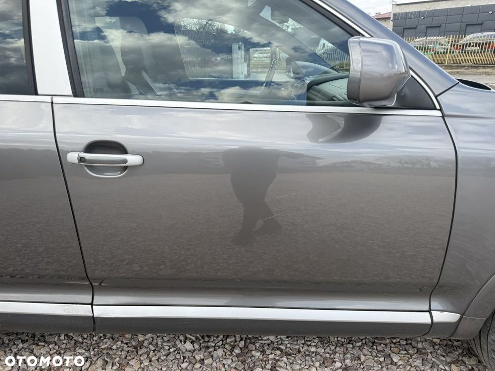 Porsche Cayenne Turbo - 16