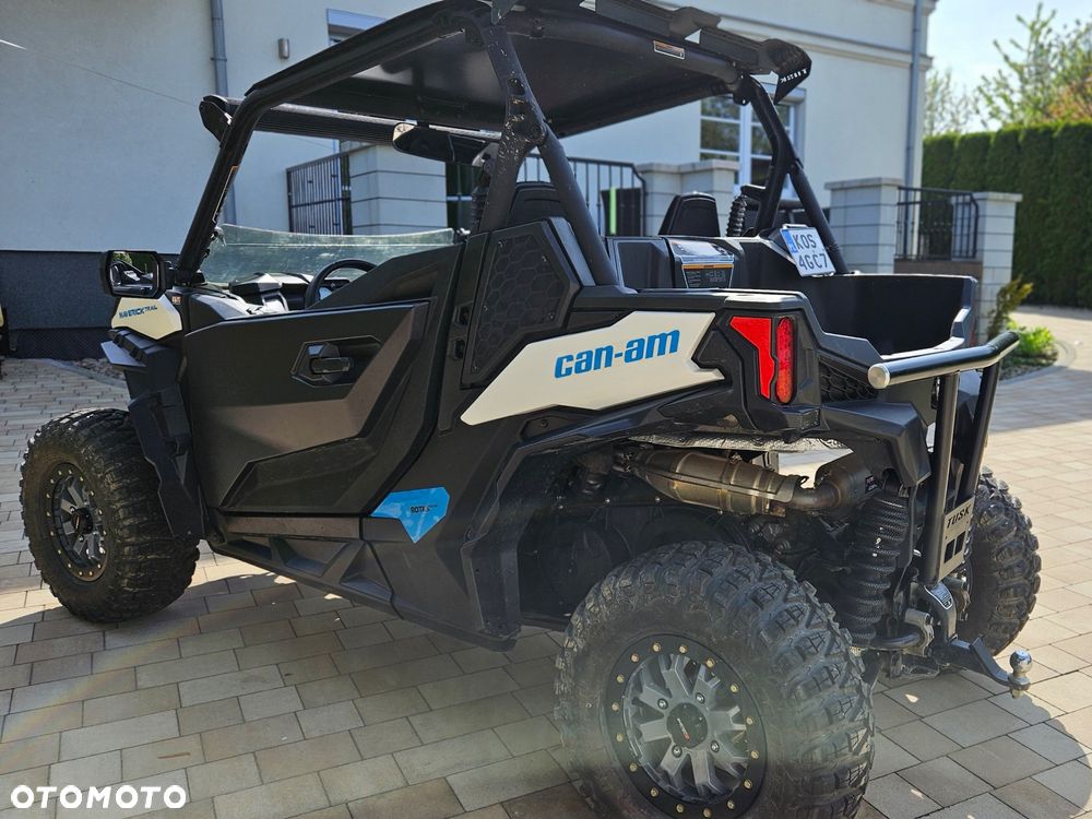 Can-Am Maverick - 2