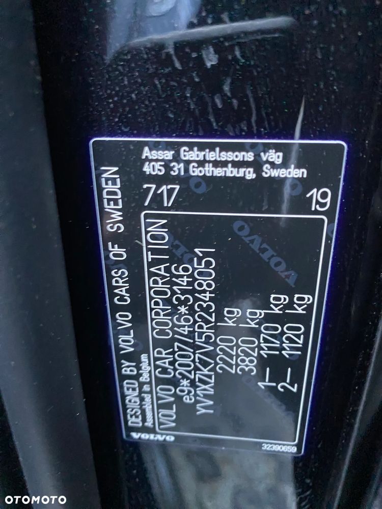 Volvo XC 40 B3 Ultimate Dark - 17