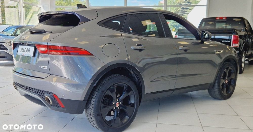 Jaguar E-Pace - 2