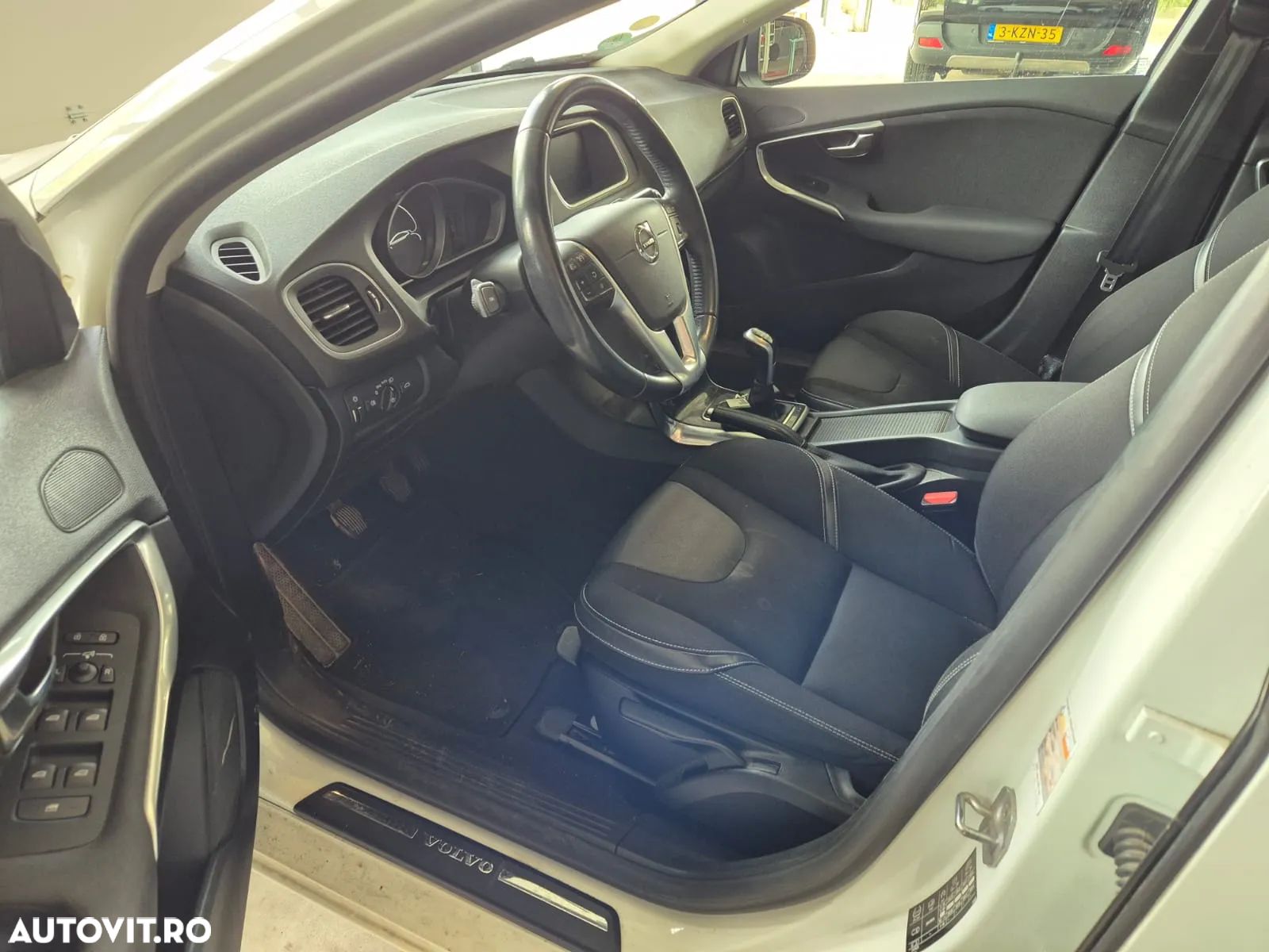 Volvo V40 - 1