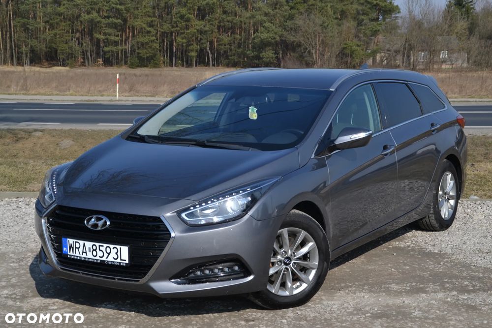 Hyundai i40 Kombi blue 1.6 Space - 6