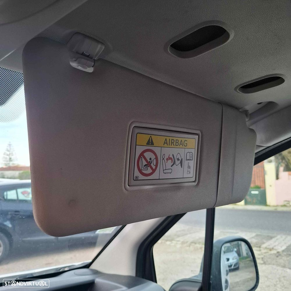 Peugeot Partner 1.6 HDI 3Lugres - 16