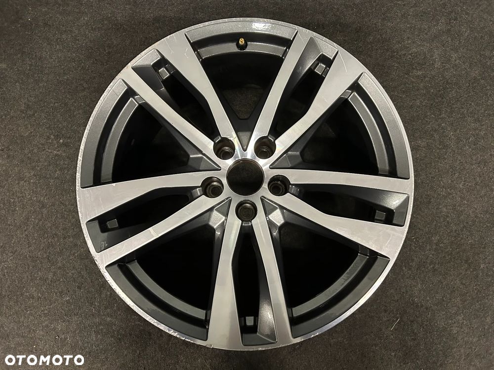 Alufelga Audi A6 C8 19 cali 5x112 1szt. 4K0601025H - 1