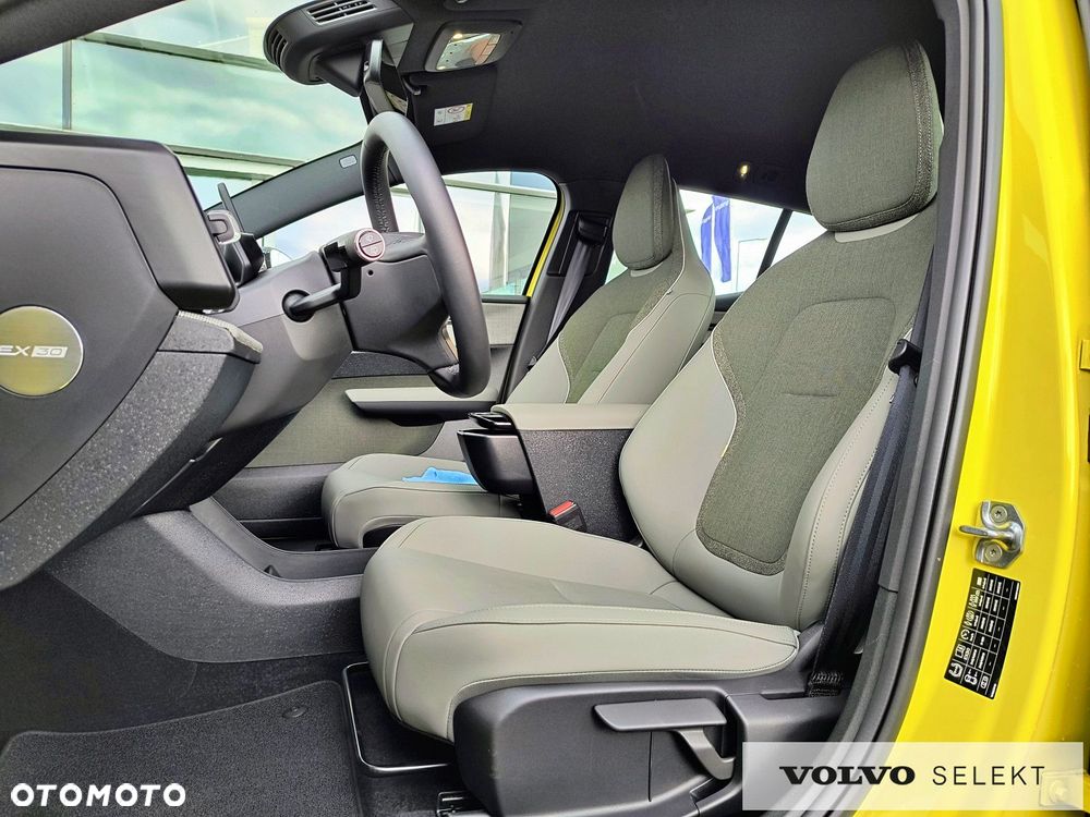 Volvo EX30 - 11