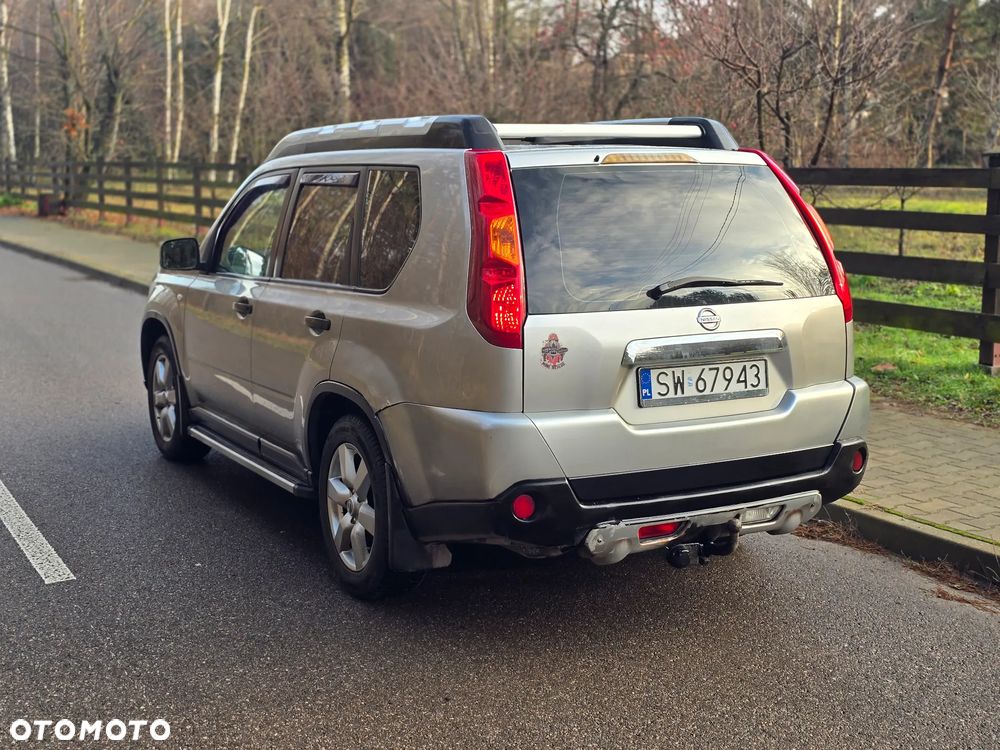 Nissan X-Trail 2.0 dCi 4x4 DPF Platinum - 14