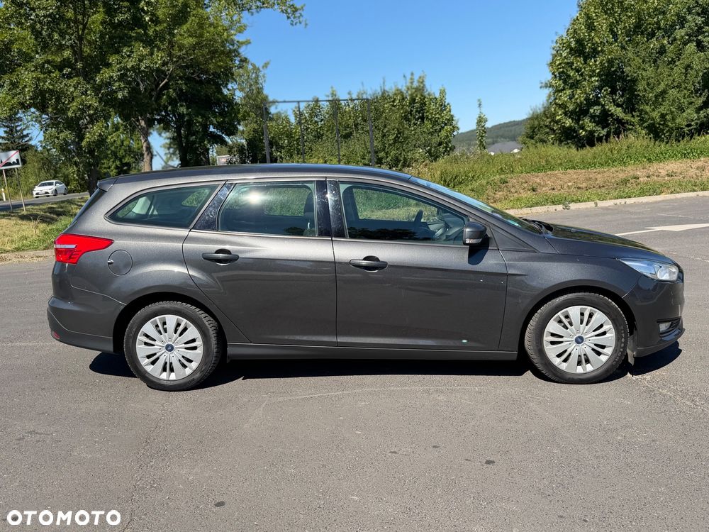 Ford Focus 1.0 EcoBoost Start-Stopp-System Business Edition - 8