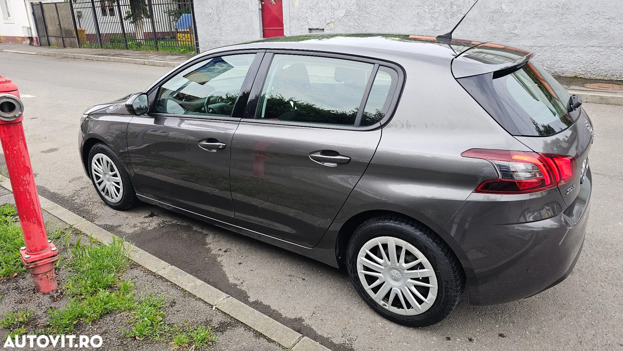 Peugeot 308 1.2 L PureTech Turbo Active - 4