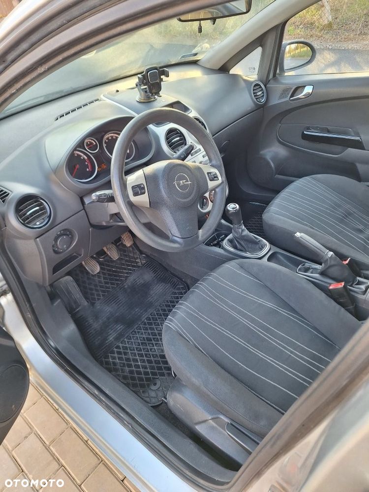 Opel Corsa 1.2 16V - 7