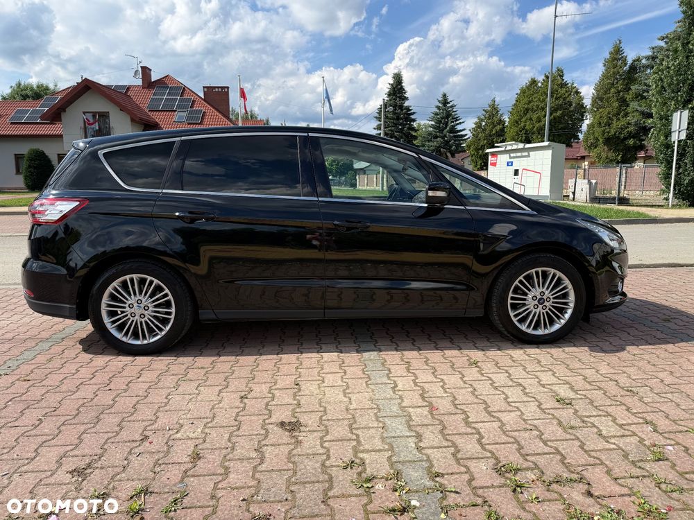 Ford S-Max 2.0 TDCi 4WD Titanium PowerShift - 7