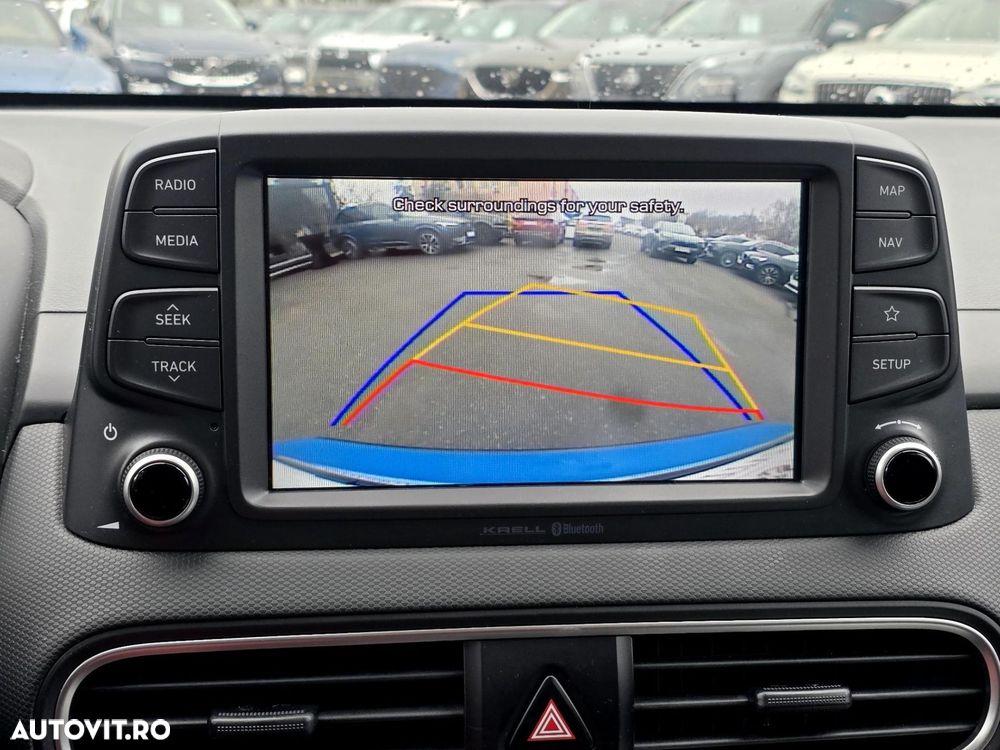 Hyundai KONA - 23