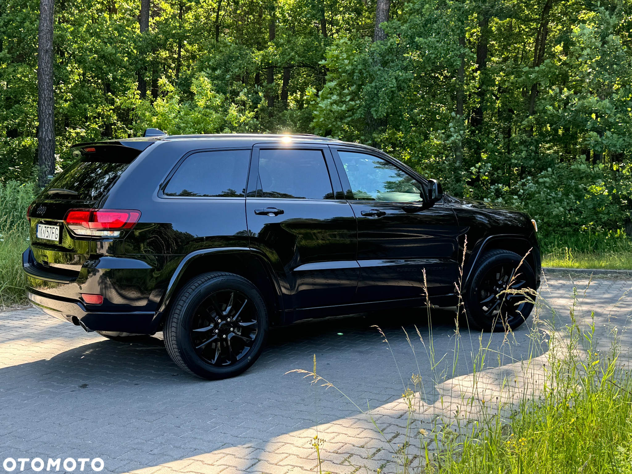Jeep Grand Cherokee - 9