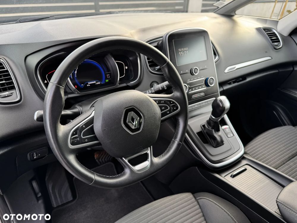 Renault Scenic - 17