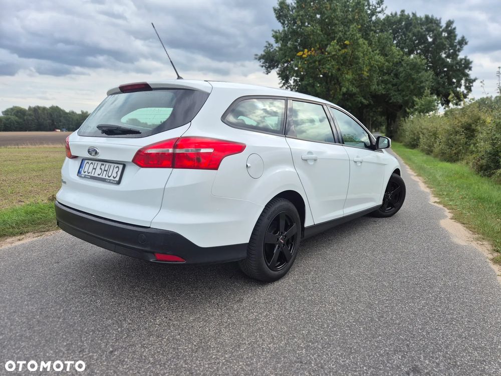 Ford Focus 2018 photo 4