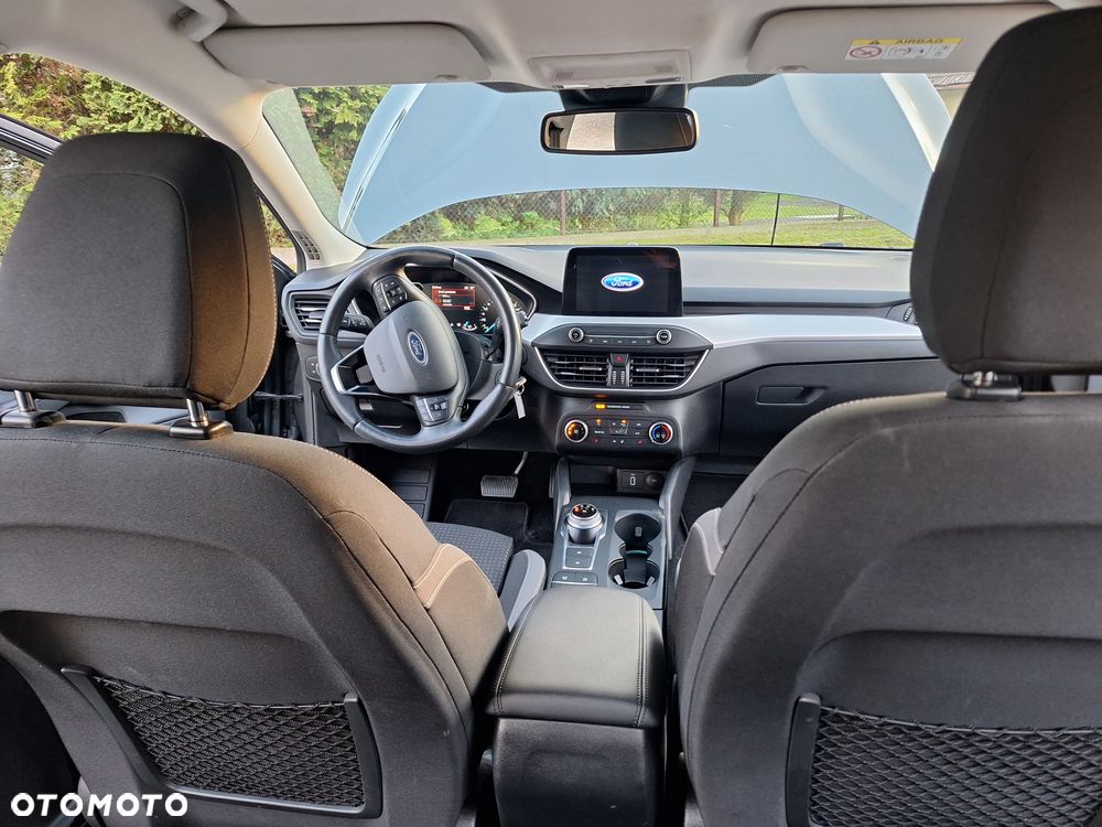Ford Focus - 8