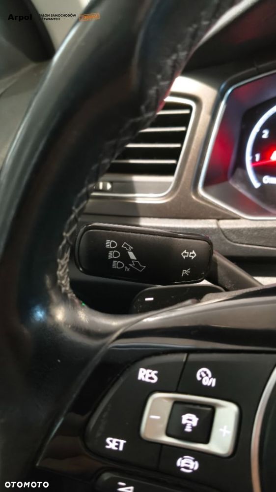 Volkswagen T-Roc - 15