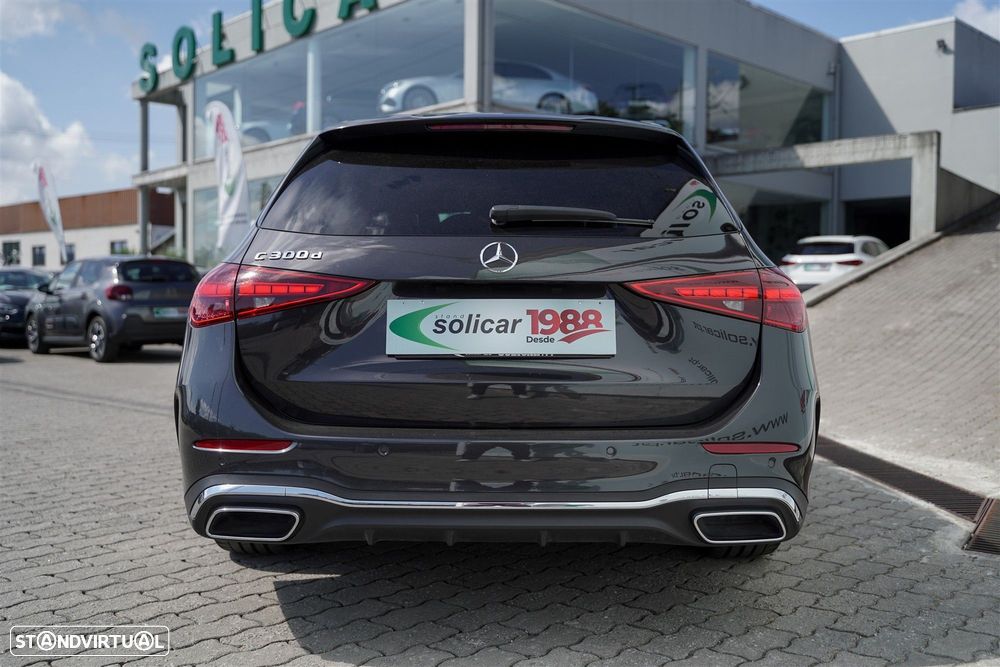 Mercedes-Benz C 300 d AMG Line - 4