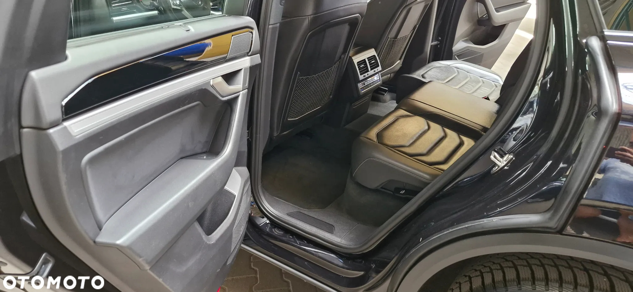 Volkswagen Touareg 3.0 V6 TDI SCR 4Mot Elegance - 12