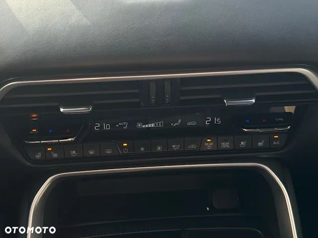 Mazda CX-80 - 12