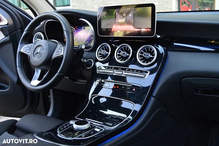 Mercedes-Benz GLC 220 d 4MATIC 9G-TRONIC - 19