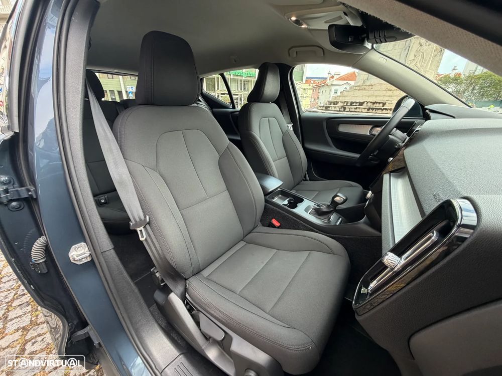 Volvo XC 40 2.0 D3 Momentum - 8
