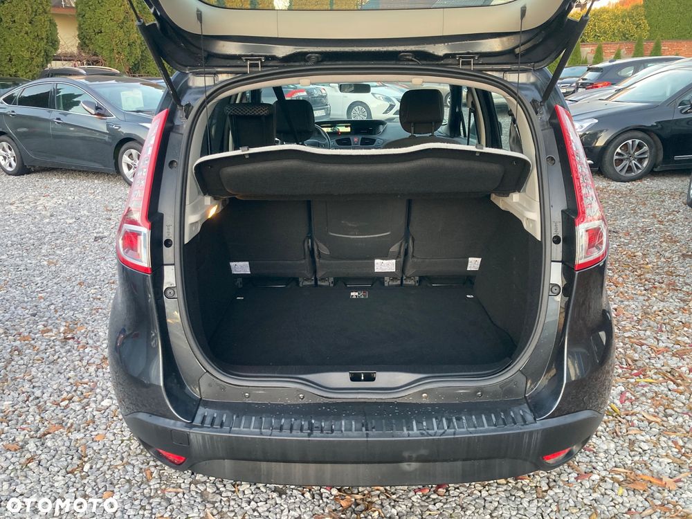 Renault Scenic 1.6 16V 110 Authentique - 10