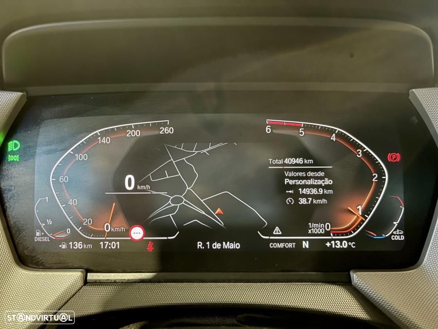 BMW 116 d Pack Essence - 12