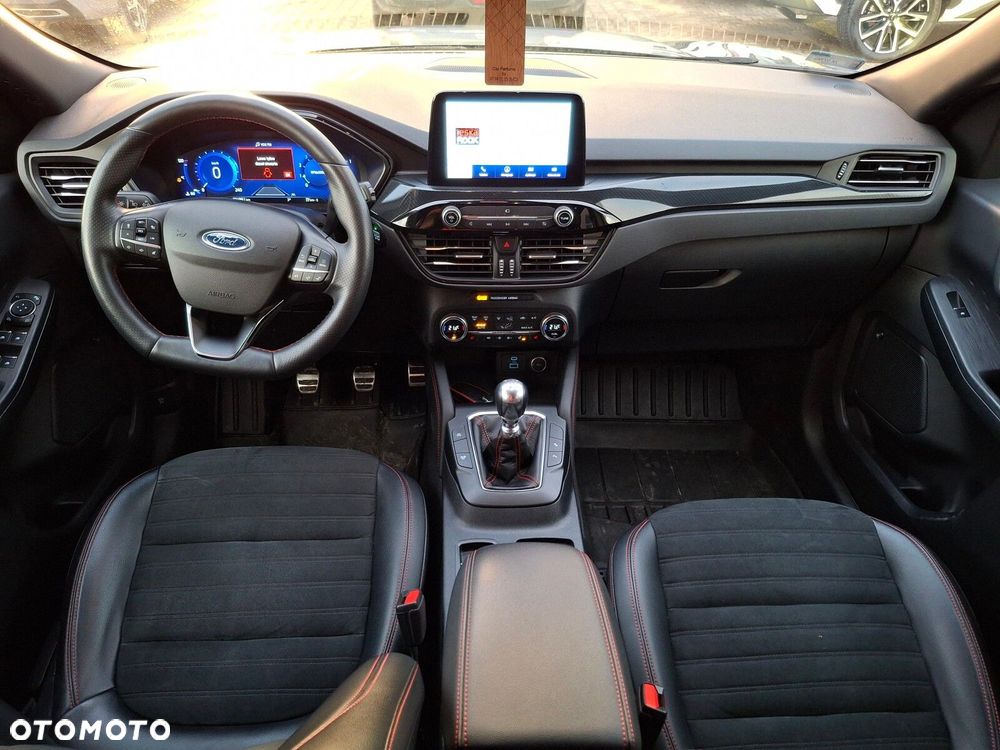 Ford Kuga - 17