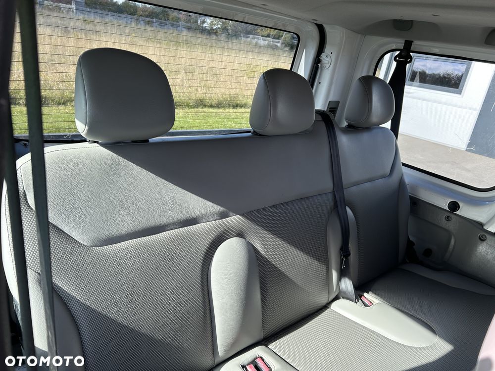 Renault Trafic 2013 photo 4