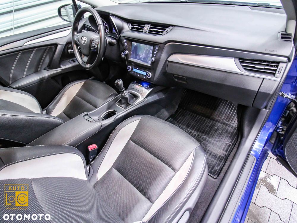 Toyota Avensis 2.0 D-4D Prestige - 9