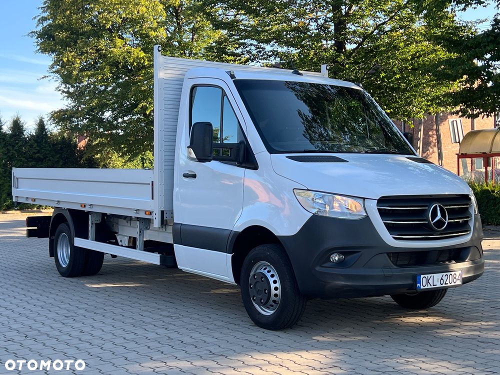 Mercedes-Benz Sprinter - 1