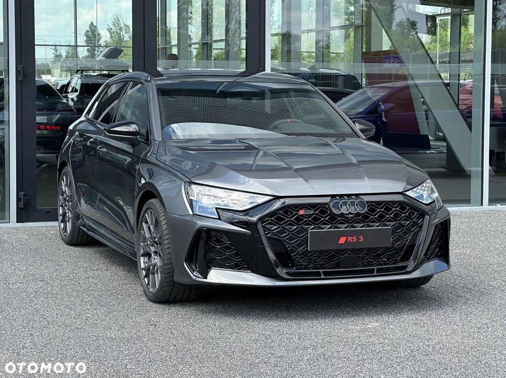 Audi RS3 Sportback - 4