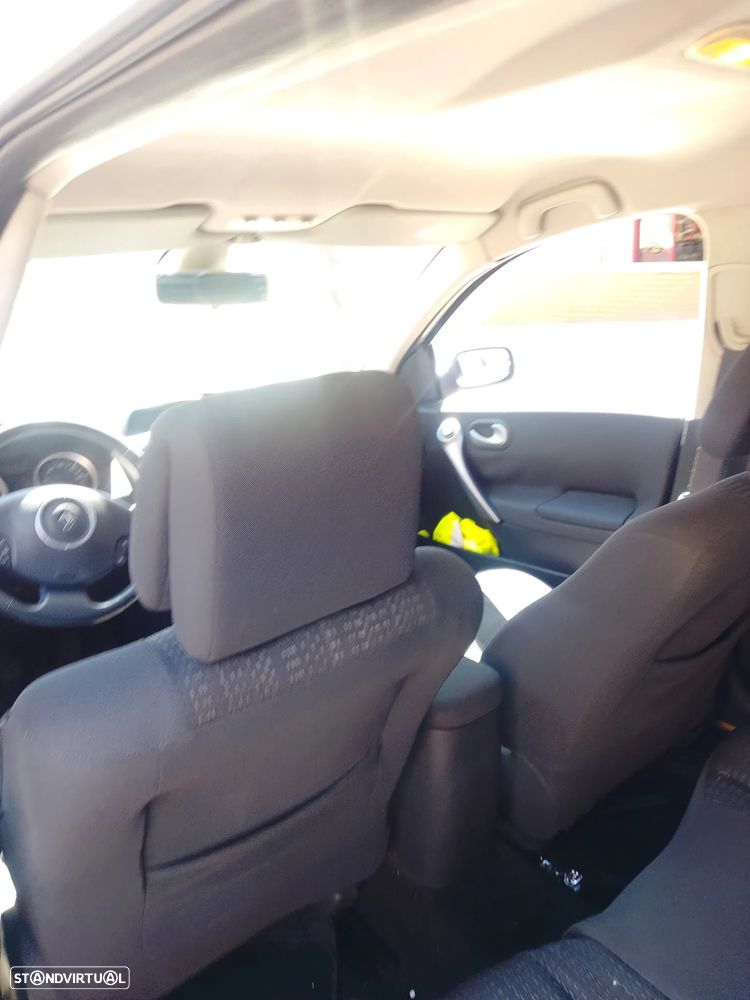 Renault Mégane 1.5 dCi Confort - 10