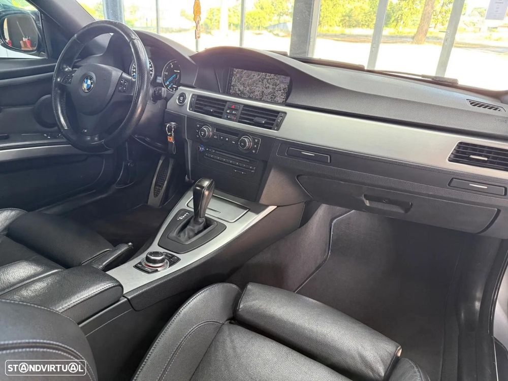 BMW 320 d Aut. M Sport Edition - 12