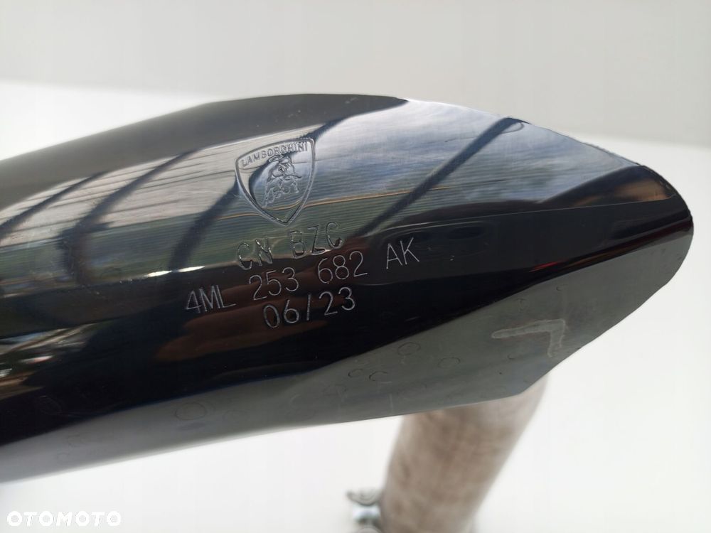 LAMBORGHINI URUS KOŃCÓWKI TŁUMIKA WYDECHU TYŁ 4ML253681AK ÷ - 15