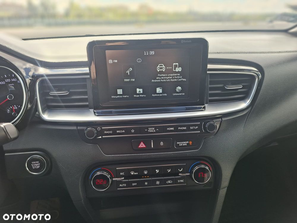 Kia ProCeed 1.6 T-GDI GT DCT - 13
