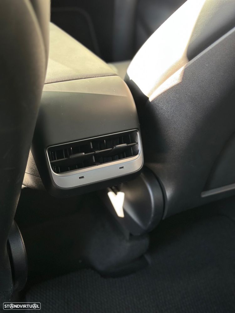 Tesla Model Y Tração Traseira - 14