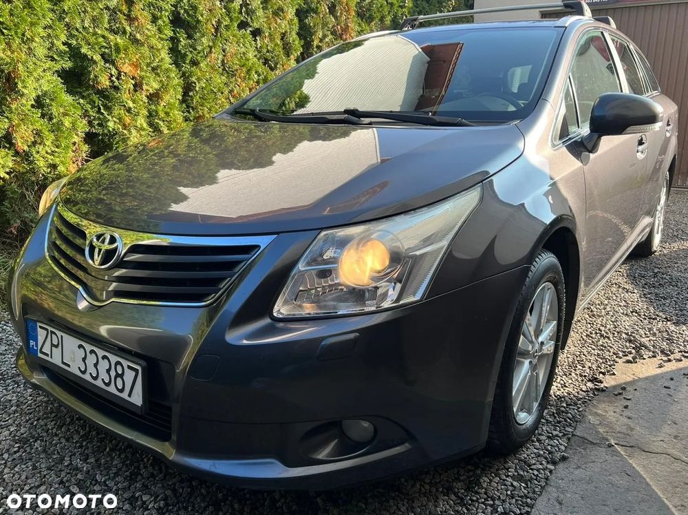 Toyota Avensis 1.8 Sol - 4