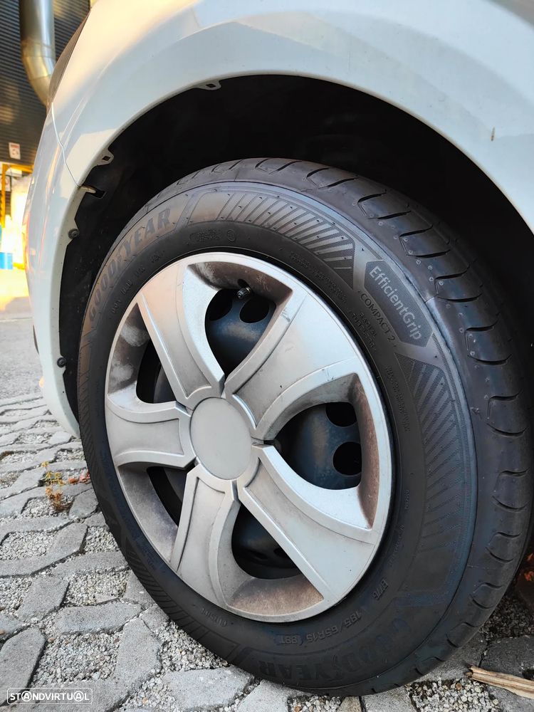 Dacia Sandero 1.0 ECO-G Essential Bi-Fuel - 14