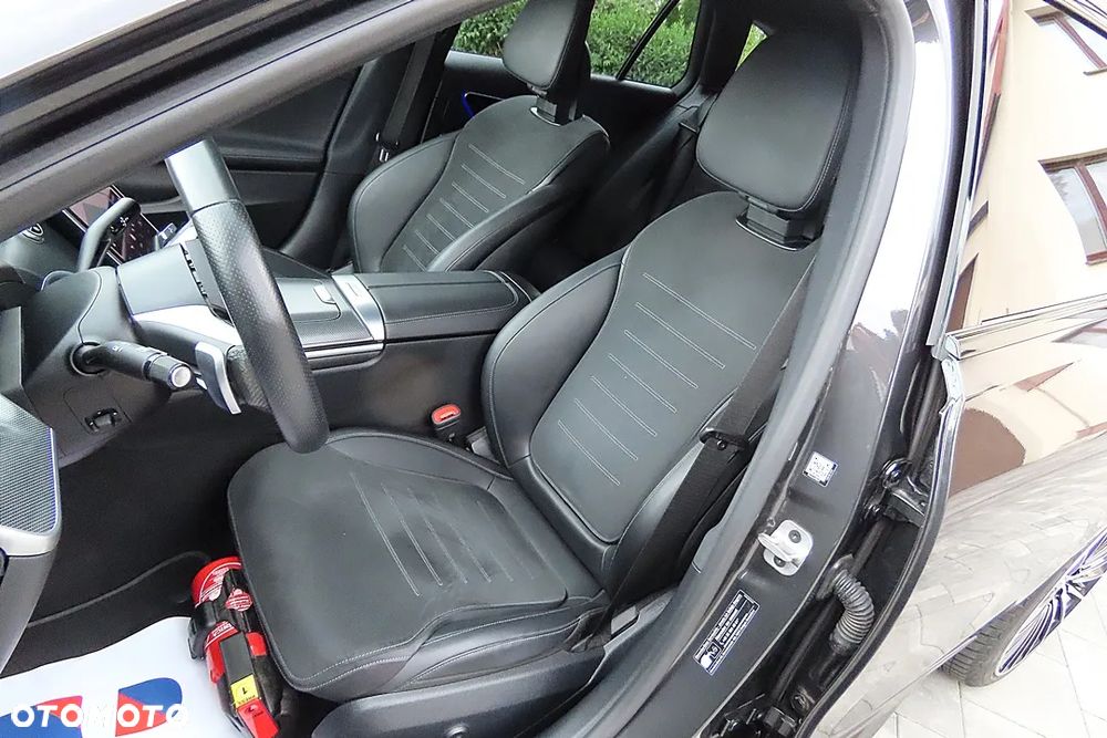 Mercedes-Benz Klasa C 220 d mHEV 4-Matic AMG - 24