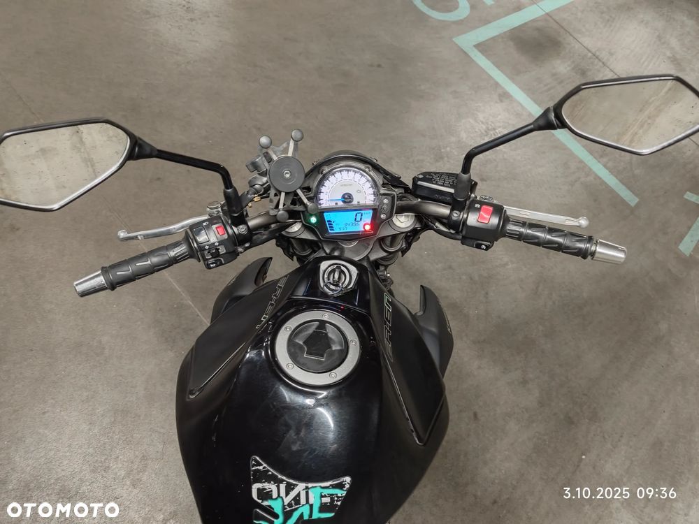 Kawasaki ER - 14