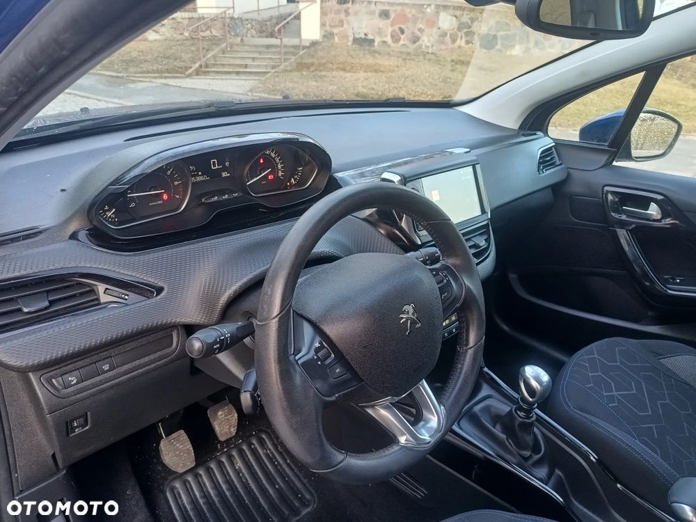 Peugeot 2008 PureTech 110 Style - 16