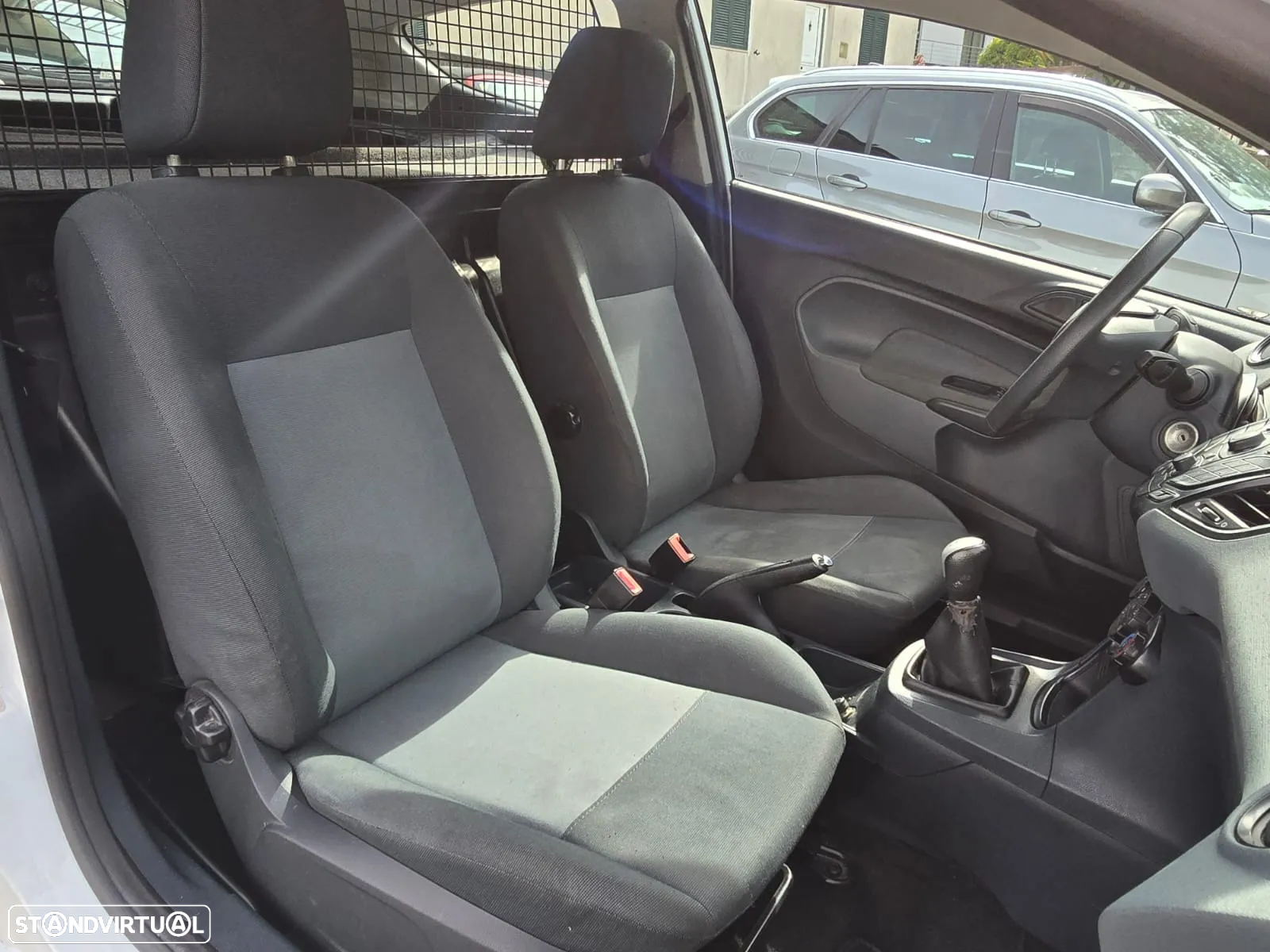 Ford Fiesta 1.4 TDCi - 10