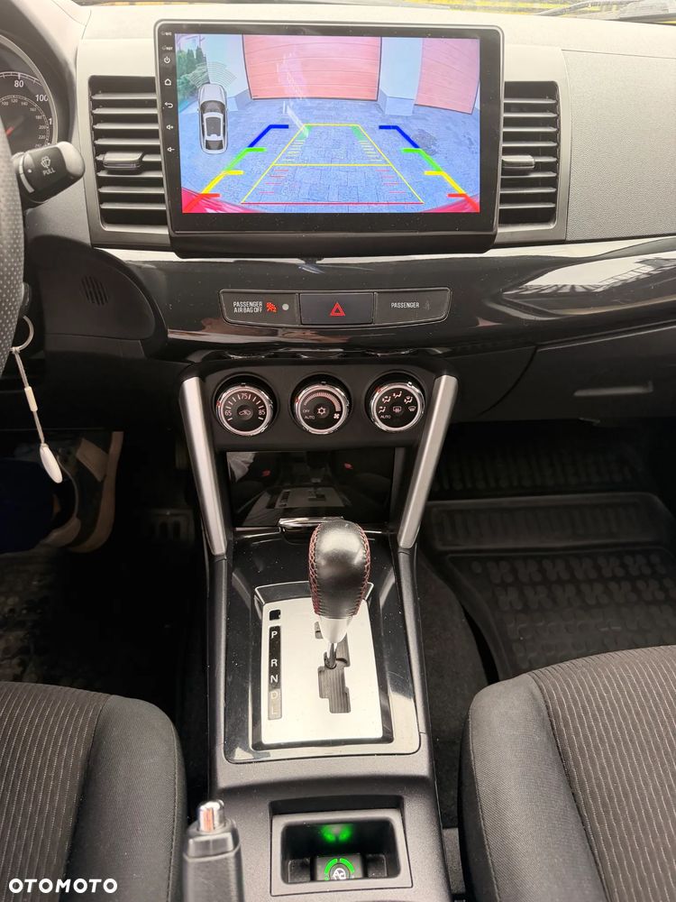 Mitsubishi Lancer - 11