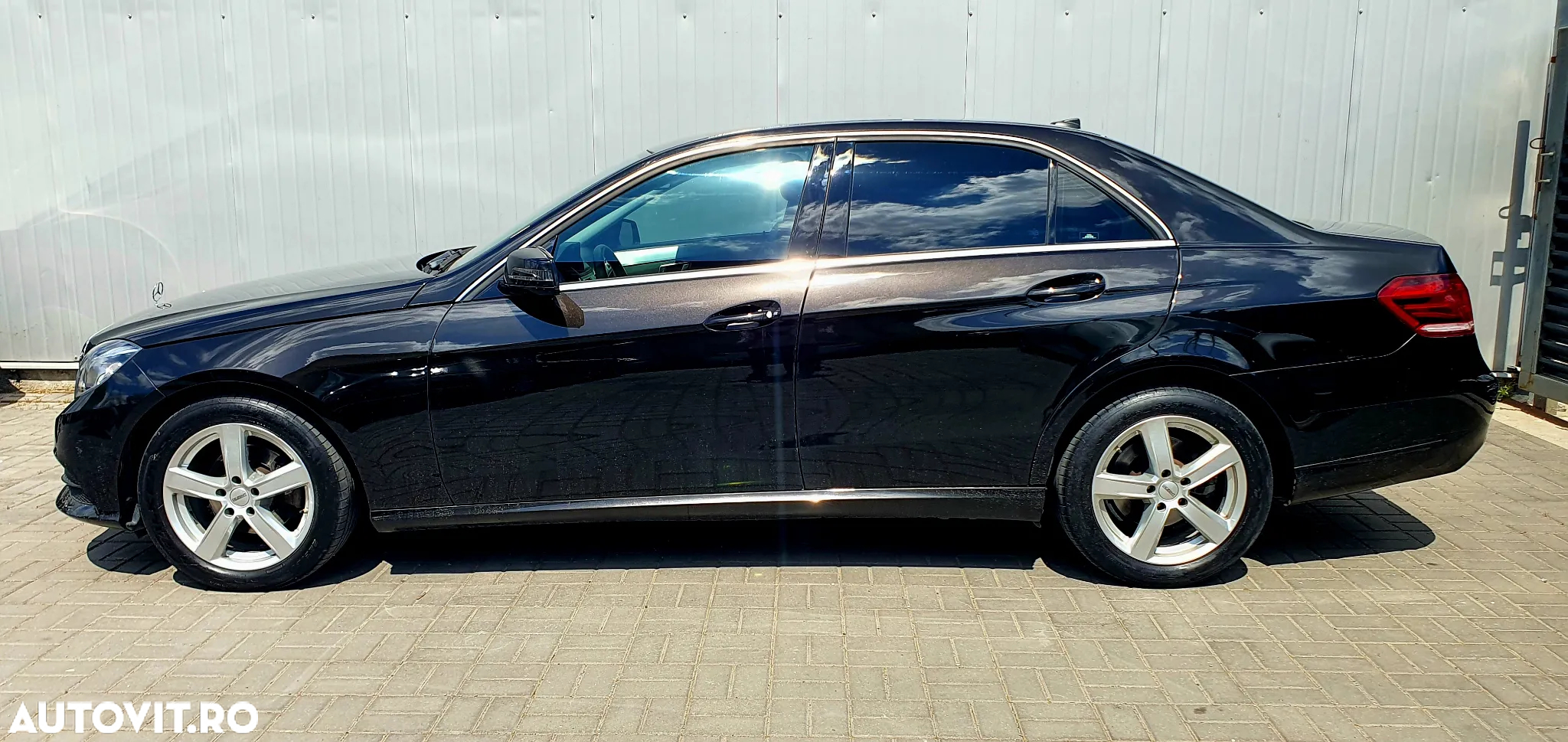 Mercedes-Benz E 200 BlueTEC 7G-TRONIC - 5