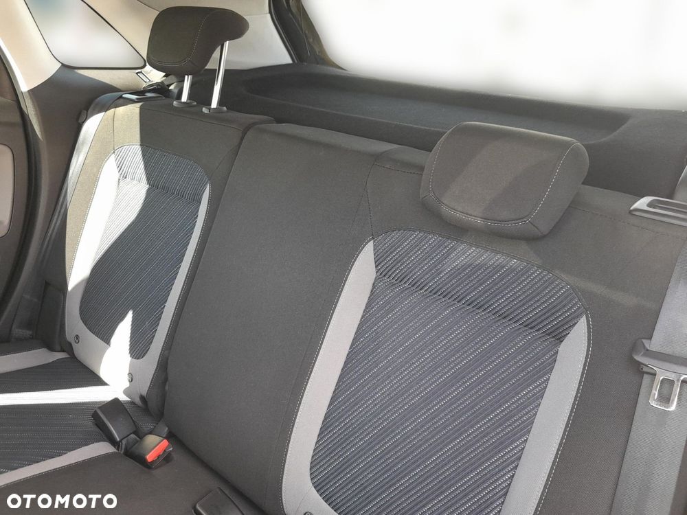 Opel Crossland X 1.2 T 120 Lat S&S - 16