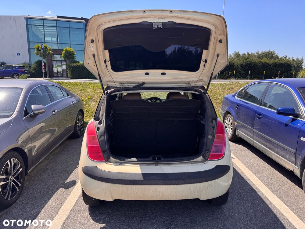 Lancia Ypsilon - 13